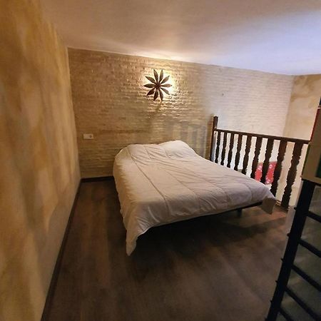 Coqueto Dupex En El Casco Antiguo De Triana Apartment Севиля Екстериор снимка