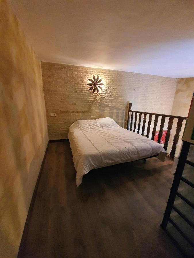 Coqueto Dupex En El Casco Antiguo De Triana Apartment Севиля Екстериор снимка